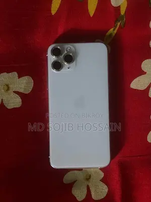 Apple iPhone 11 Pro . (Used)