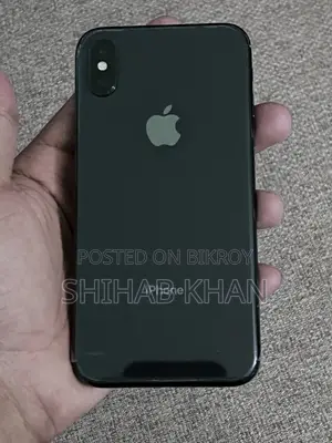 Apple iPhone X (Used)