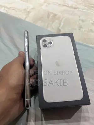 Apple iPhone 11 Pro Max . (Used)