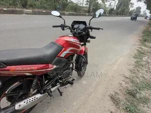 TVS Metro 2016