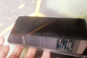 Samsung Galaxy S21 FE 5G . (Used)