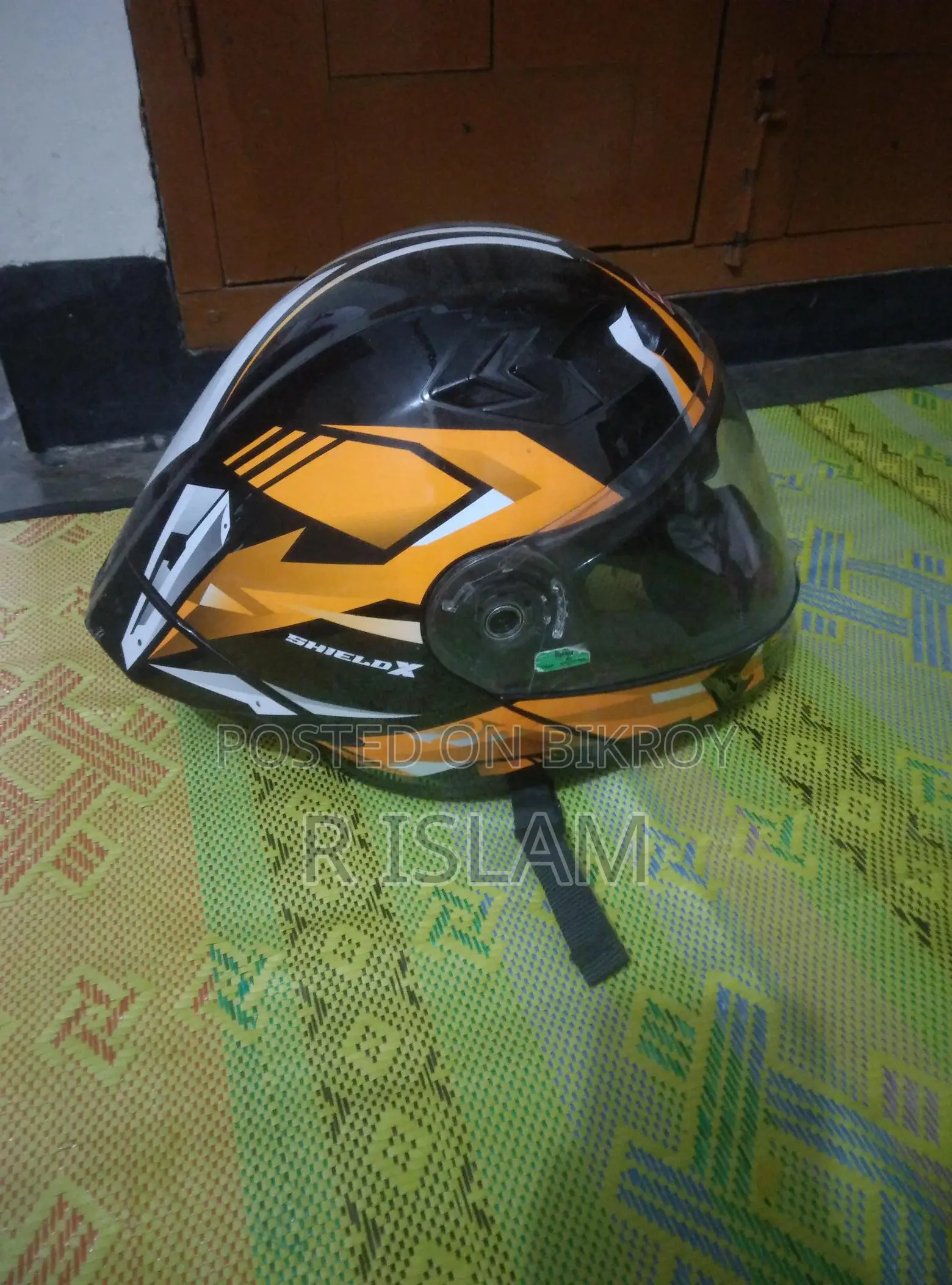 SheildX হেলমেট