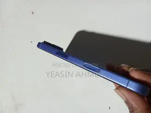 Apple iPhone 16 (Used)