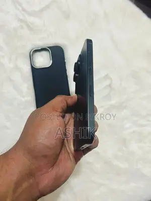Apple iPhone 16 Pro (ব্যবহৃত)