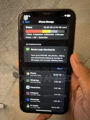 Apple iPhone 11 64gb (Used)