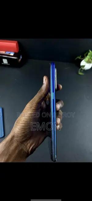 Realme X2 (6-128) (Used)