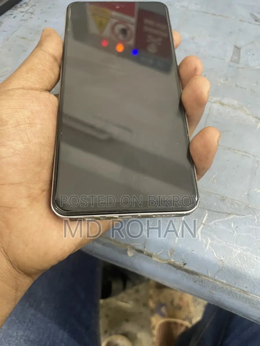 Vivo Y19 . (Used)
