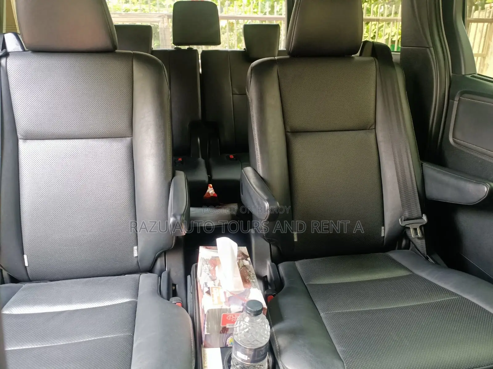 Esquire Noah For Rent
