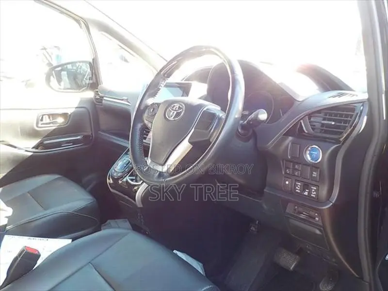 Toyota Esquire Gi Pack. 2021