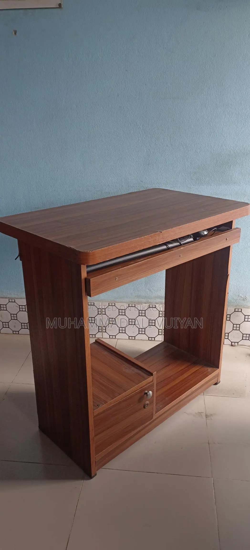 Computer desk for sale
