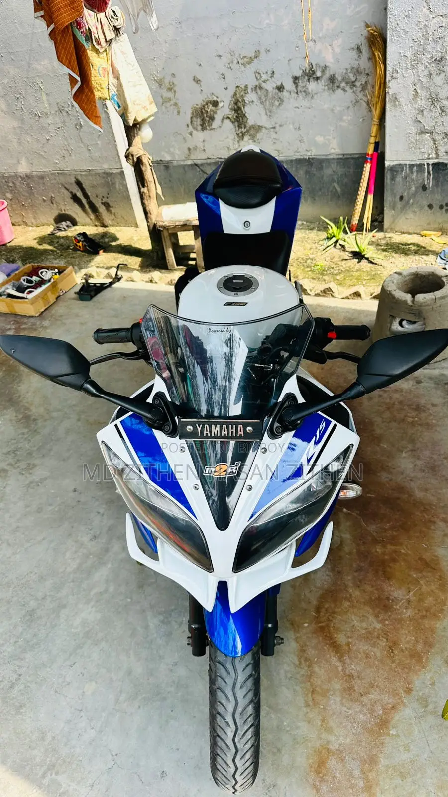 Yamaha R15 V2 . 2017