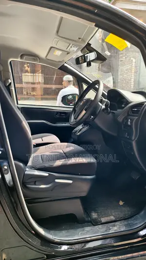 Toyota Noah NON - HV X SMART 2021