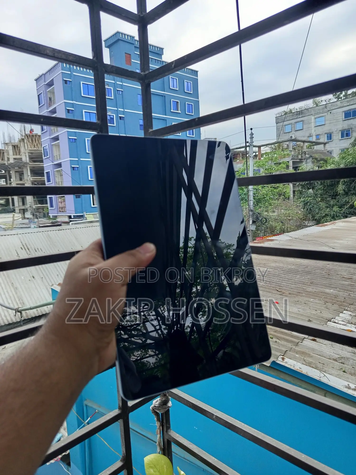 টেকনো মেগাপ্যাড এসই