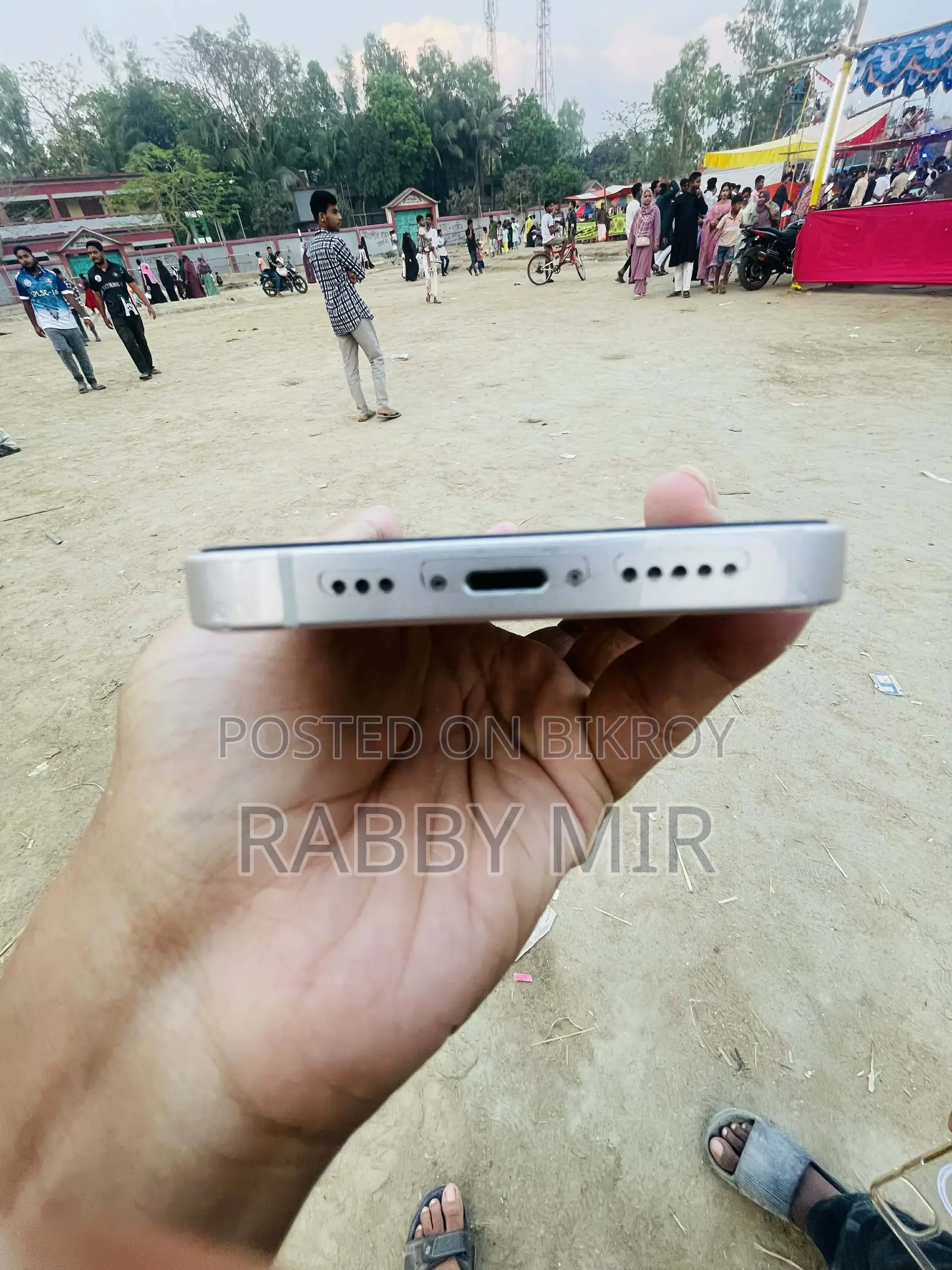 Apple iPhone 14 . (Used)