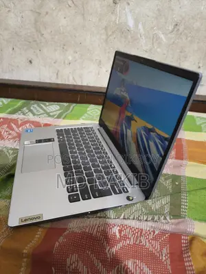 Desktop computer