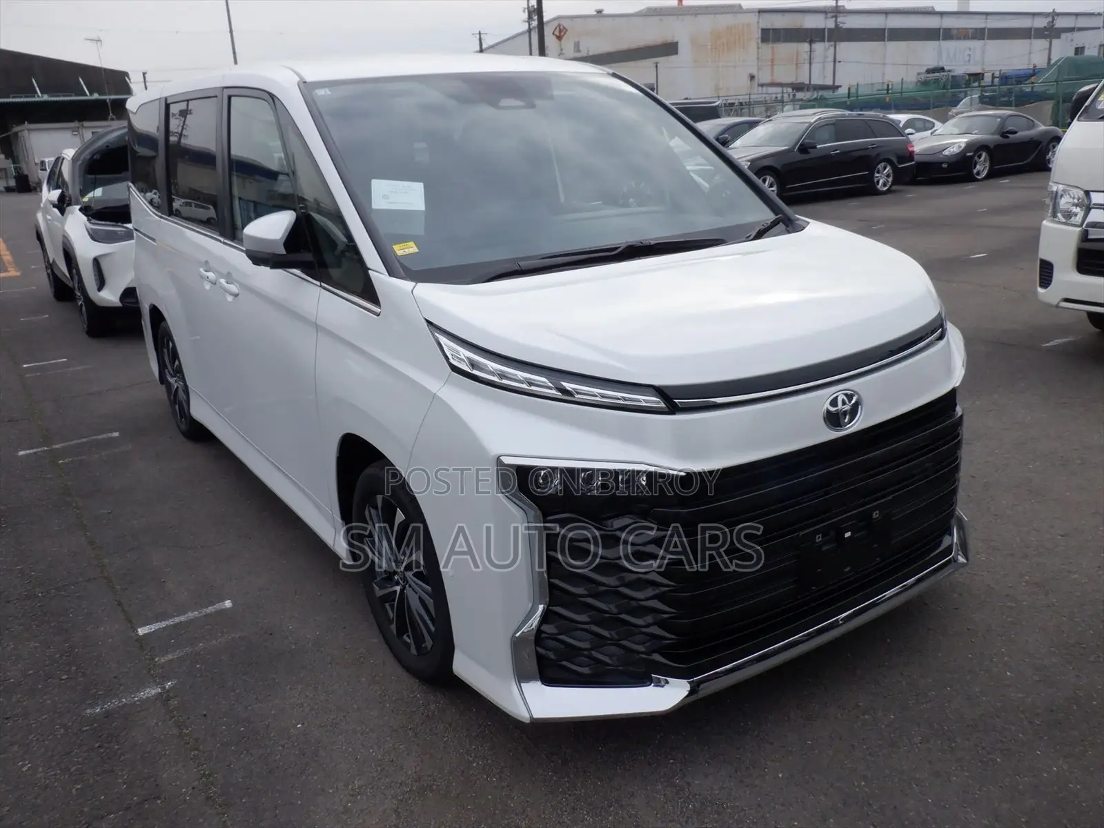Toyota Voxy Hybrid SZ Pearl New 2026