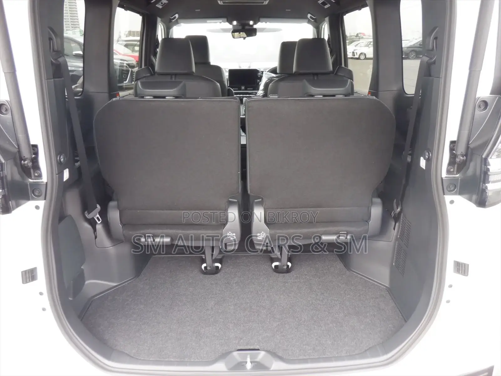 Toyota Voxy Hybrid SZ Pearl New 2026