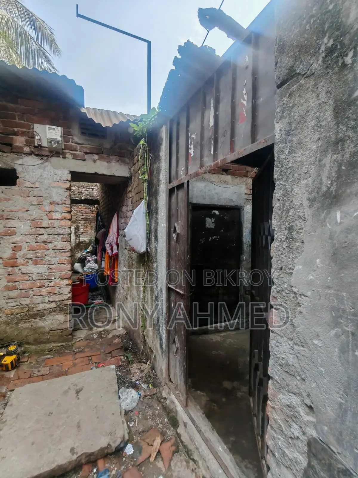 1-Story House with 0.922 Katha Land for Sale near Chata Mosque, Hazaribagh