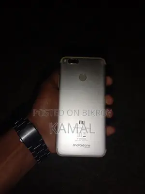 Xiaomi Mi A1 4/64 (ব্যবহৃত)