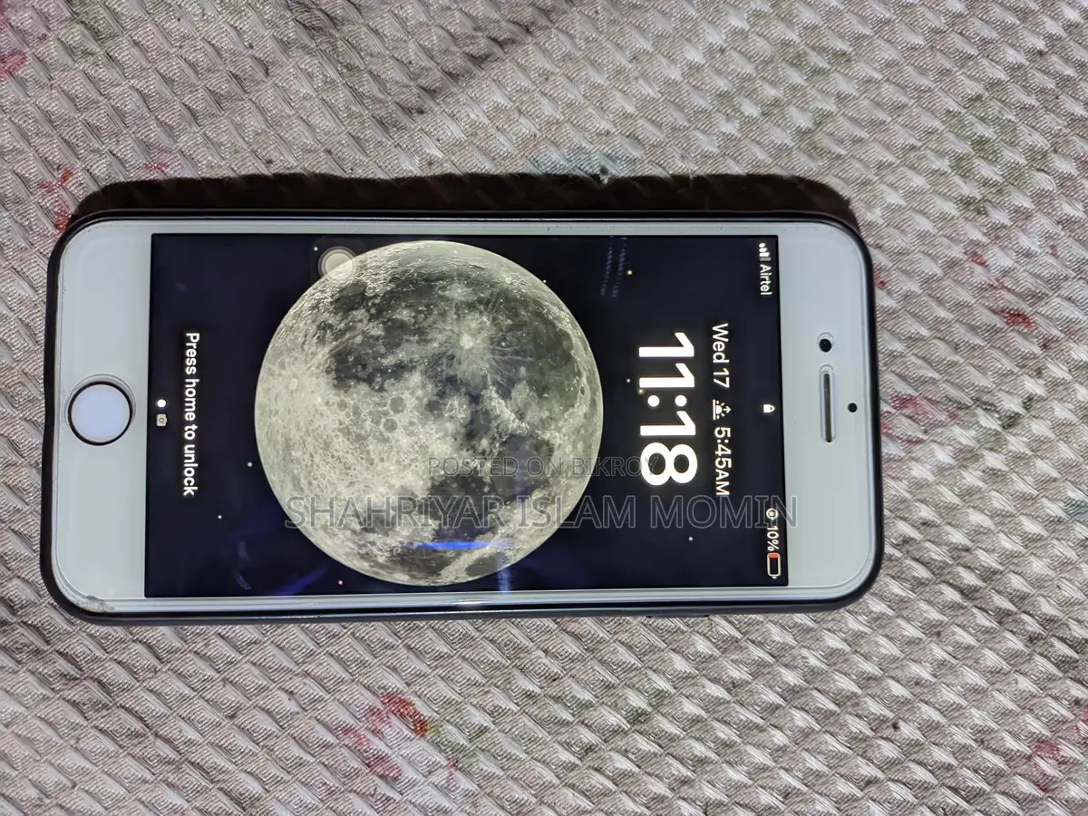 Apple iPhone 8 (256) (Used)