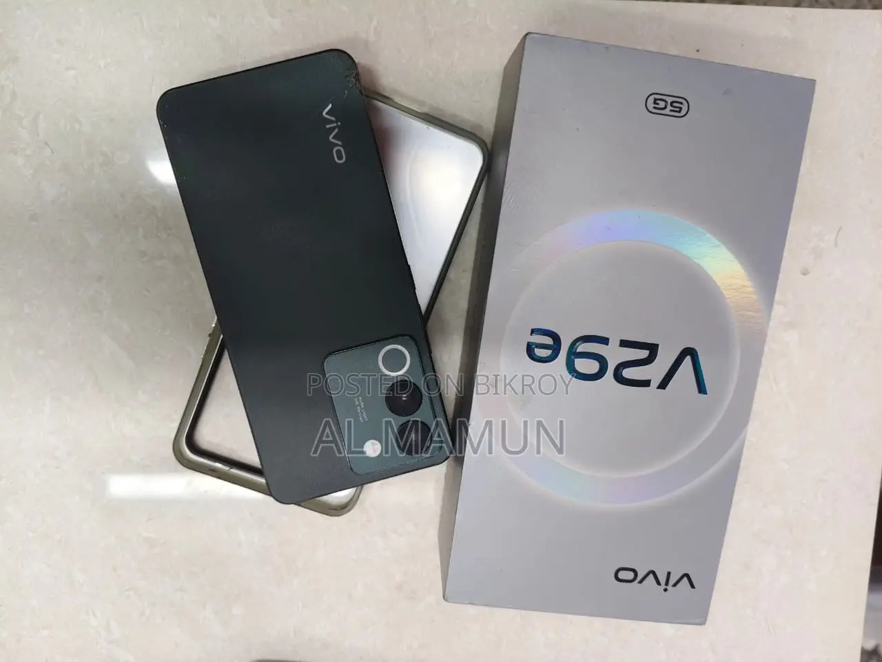 Vivo V29e 8+8/256gb (Used)