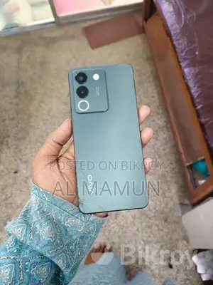 Vivo V29e 8+8/256gb (Used)