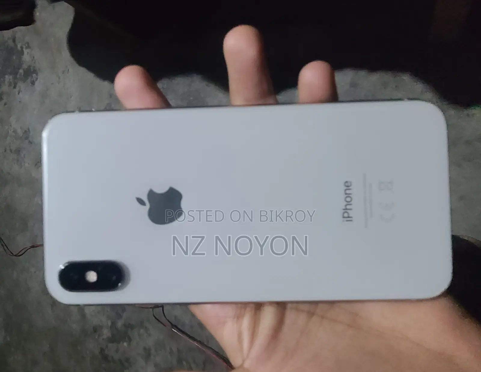 Apple iPhone X (Used)