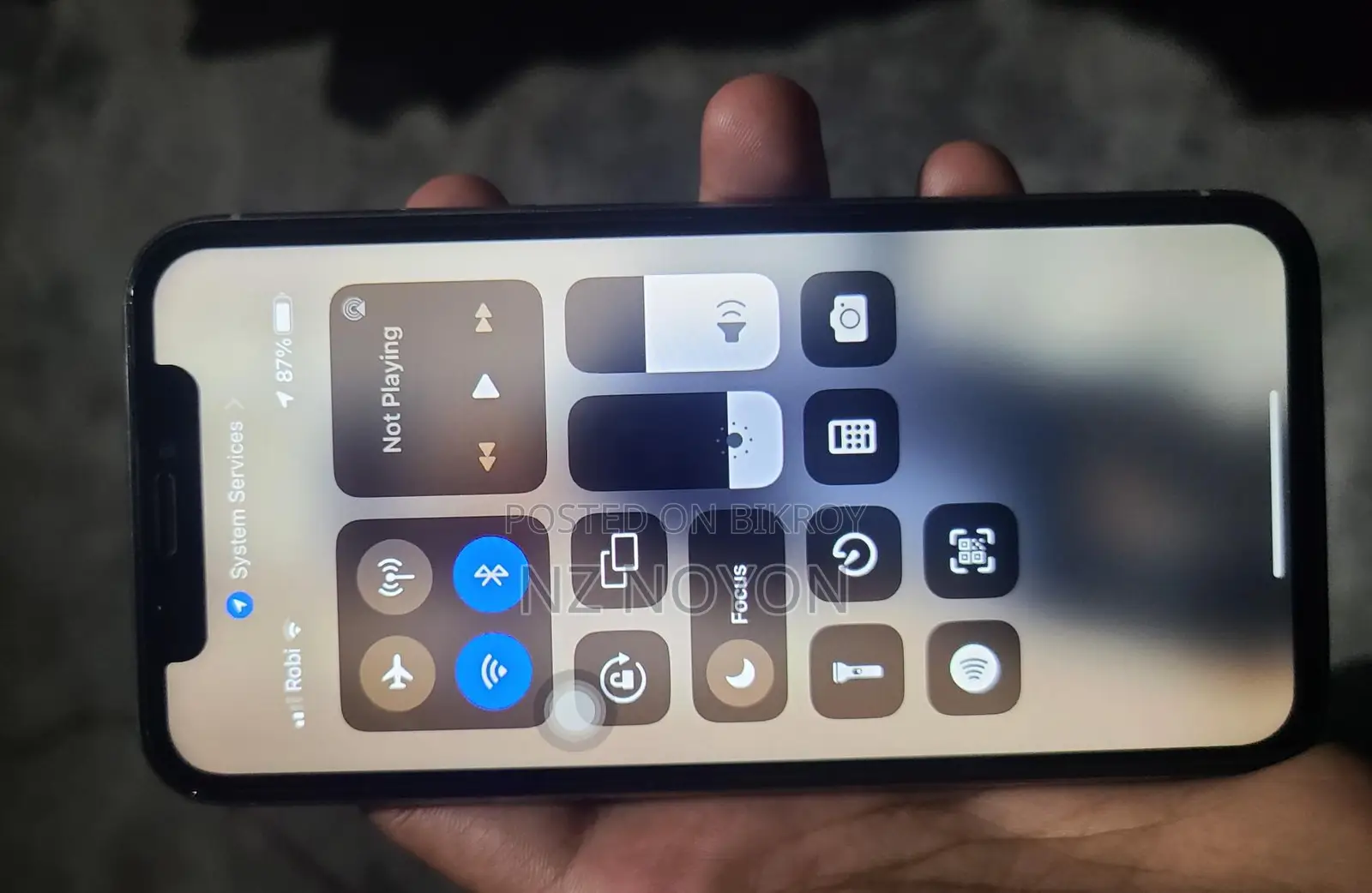 Apple iPhone X (Used)