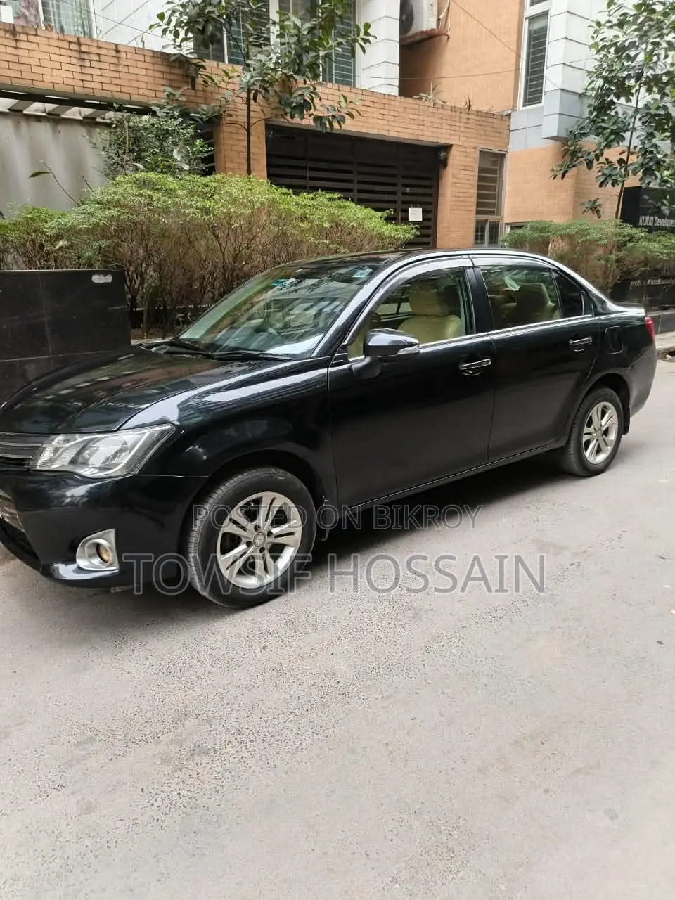 Toyota Axio 2013 Black
