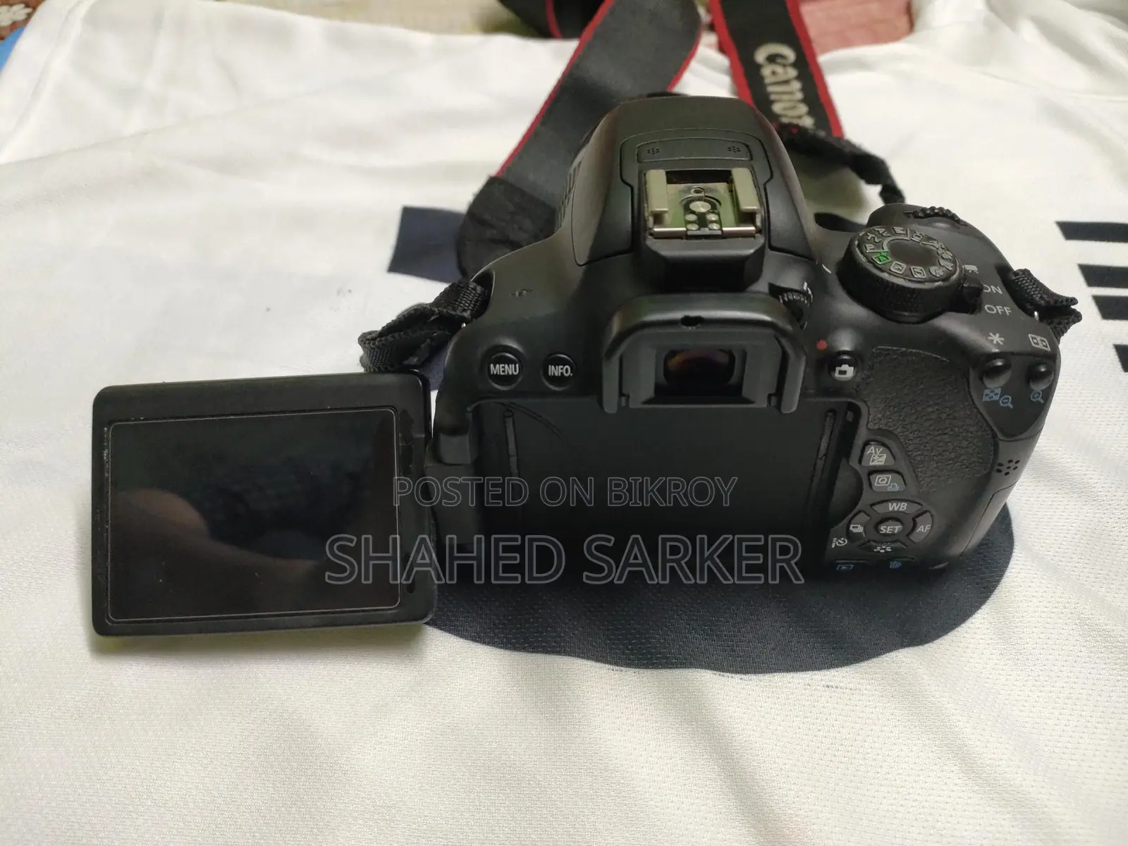 Canon 700D