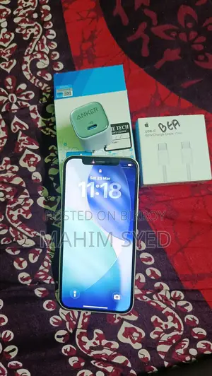 Apple iPhone 12 (Used)