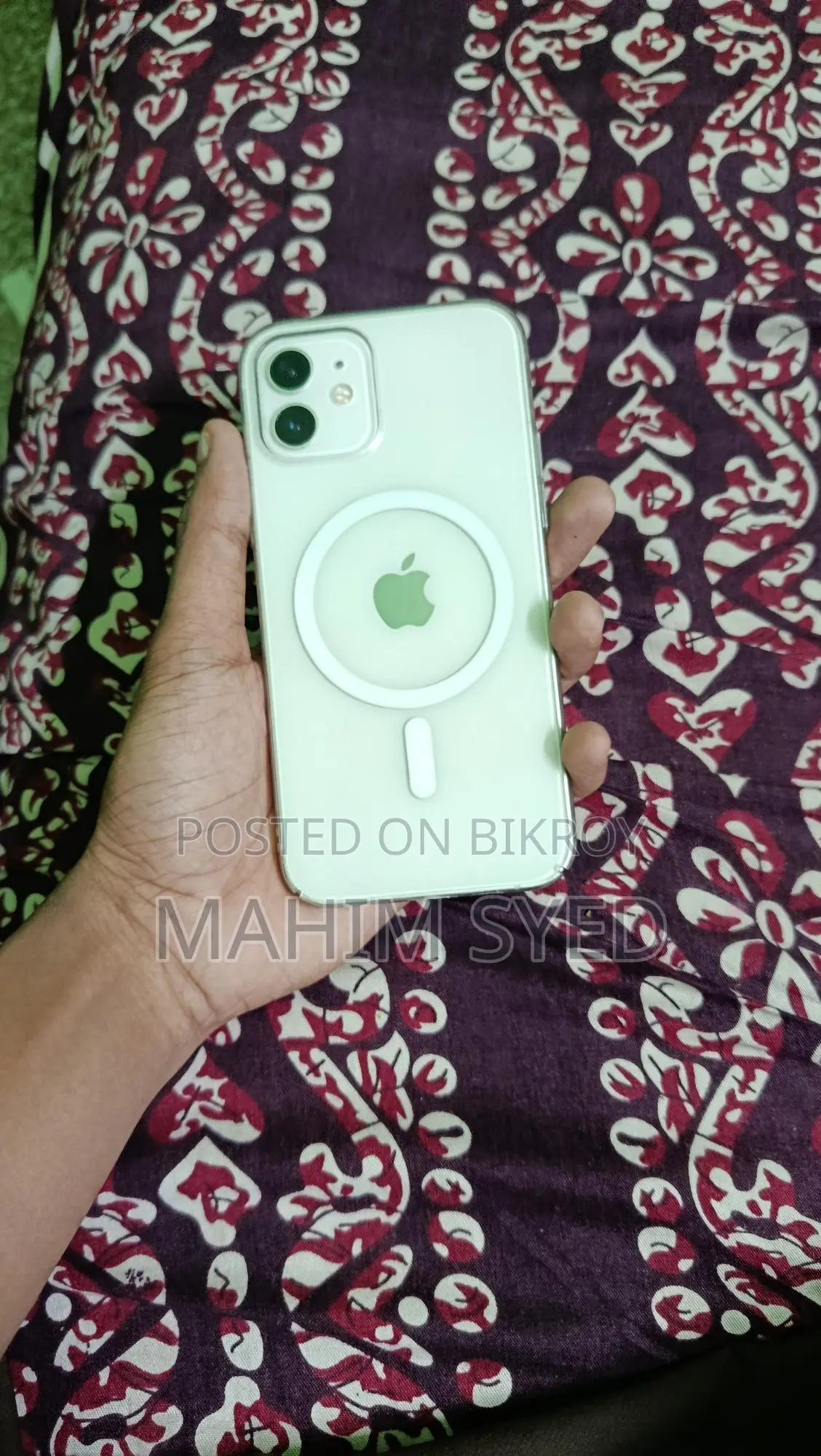 Apple iPhone 12 (Used)
