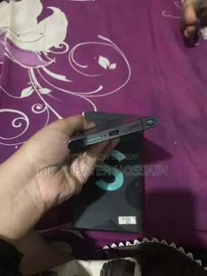 Samsung Galaxy S22 Ultra . (Used)