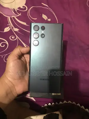 Samsung Galaxy S22 Ultra . (Used)