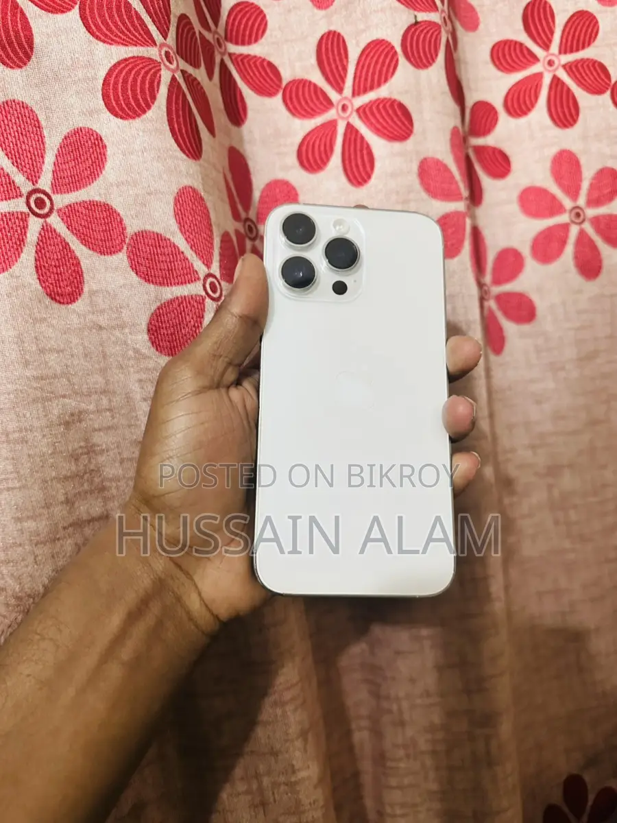 Apple iPhone 14 Pro Max look like new (Used)
