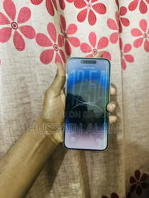 Apple iPhone 14 Pro Max look like new (Used)