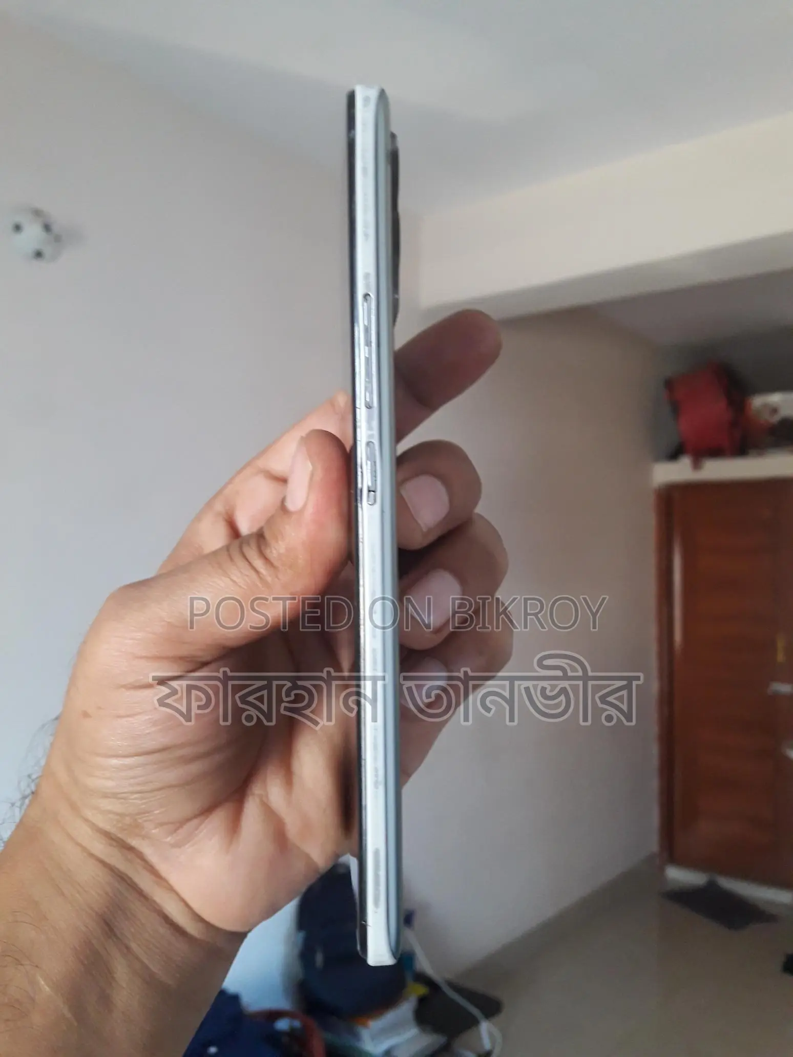 Realme 8 6/128 GB (Used)