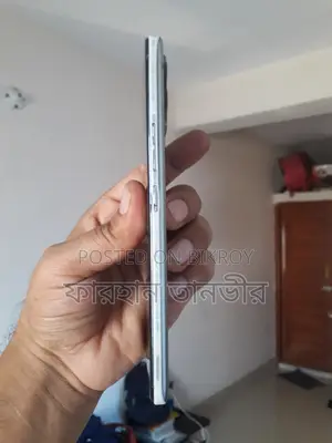 Realme 8 6/128 GB (Used)