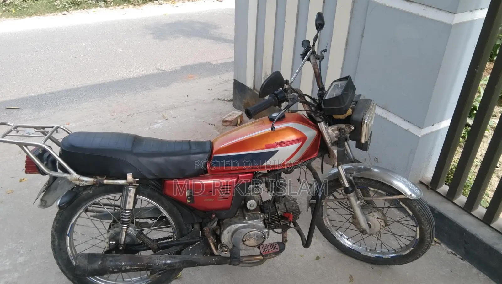 Dayang DY-100 . 2004