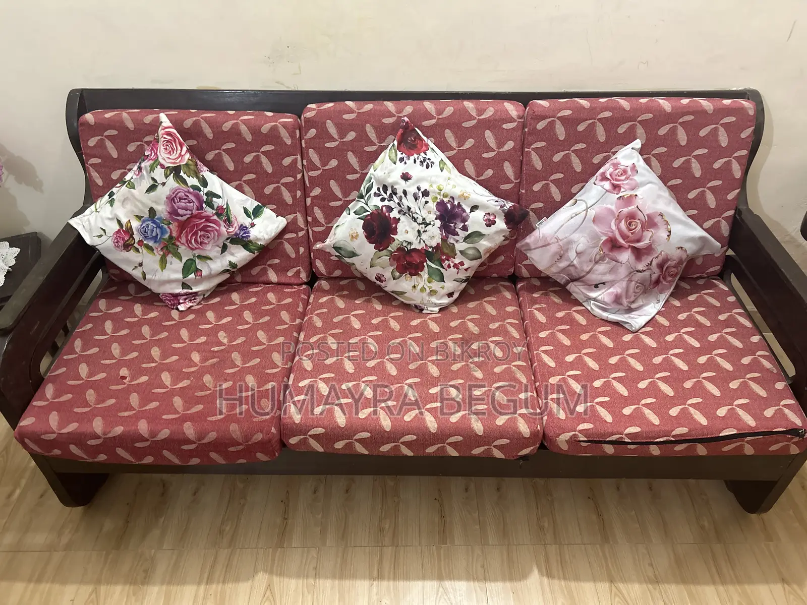 Sofa set