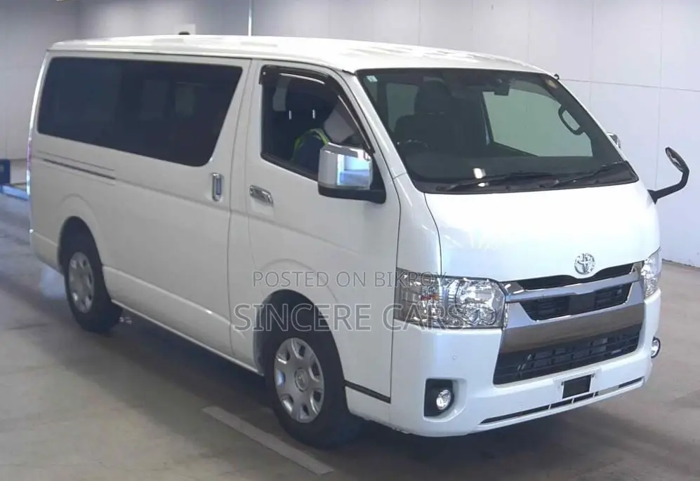 Toyota Hiace SUPER GL PUSH LED 4P 2022