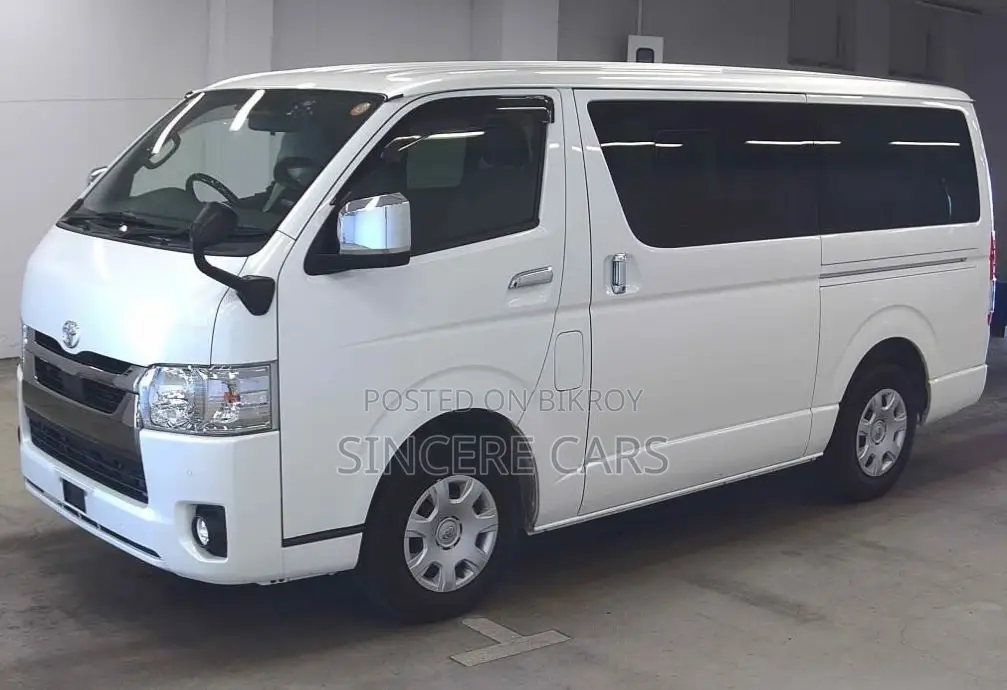 Toyota Hiace SUPER GL PUSH LED 4P 2022