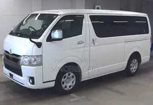 Toyota Hiace SUPER GL PUSH LED 4P 2022