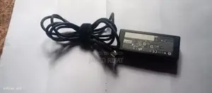 এইচপি অ্যাডাপ্টার ৬৫ ওয়াট ৮৫ ভোল্ট