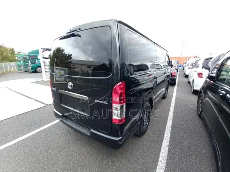 Toyota Hiace Super GL Dark Prime2 2021