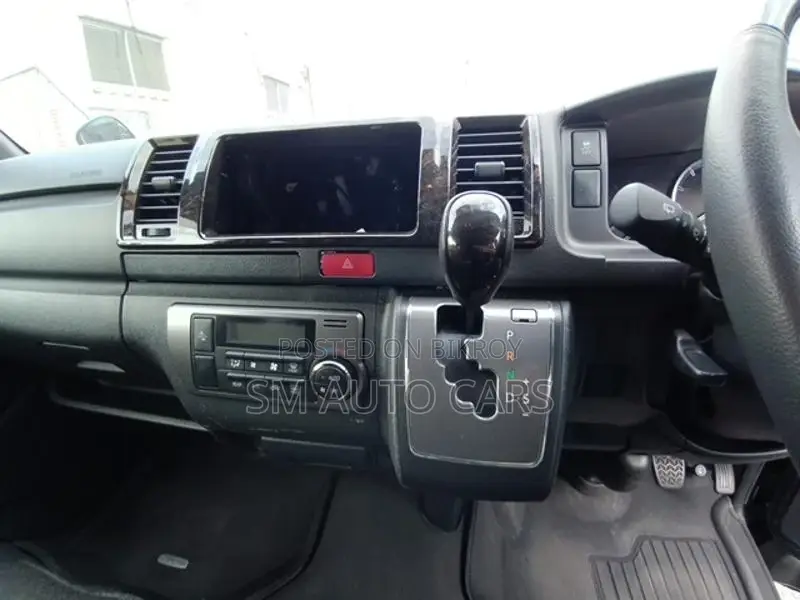 Toyota Hiace Super GL Dark Prime2 2021