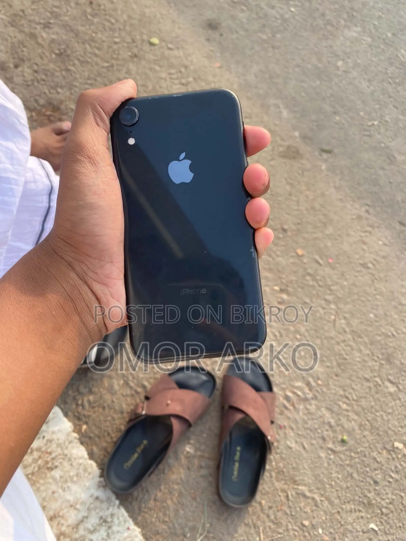 Apple iPhone XR (Used)