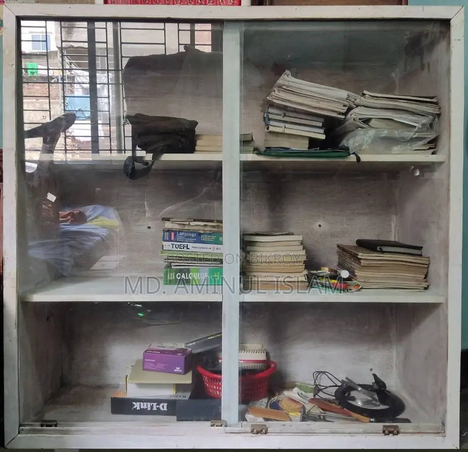 High-Quality Custom-Made Wooden Showcase