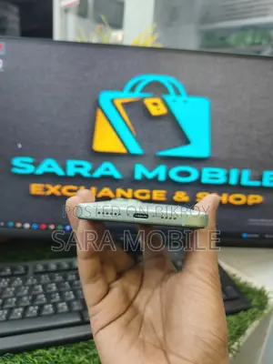 Apple iPhone 15 (Used)