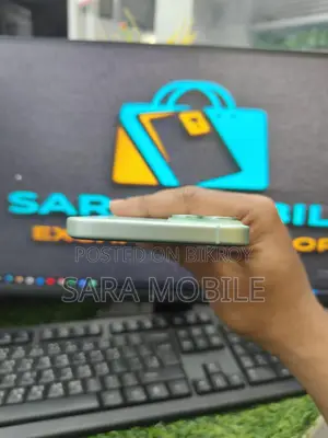 Apple iPhone 15 (Used)
